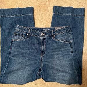 NWT Chicos Highrise wide leg Trouser Jeans Size 10P/1.5P